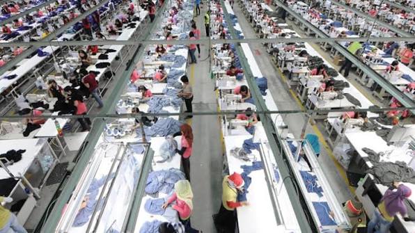 Garment manufacturing floor – best textile manufacturer in Surat Gujarat